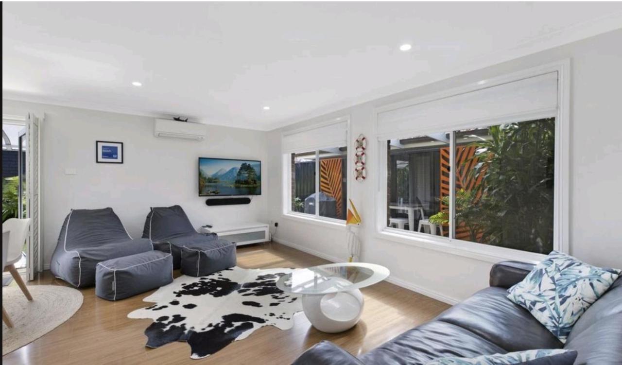 Beachside Villa Ettalong Beach Exterior photo