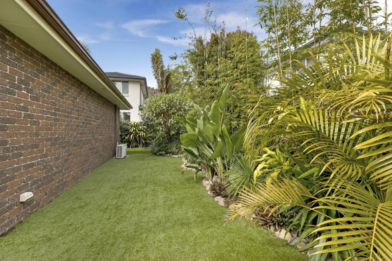 Beachside Villa Ettalong Beach Exterior photo